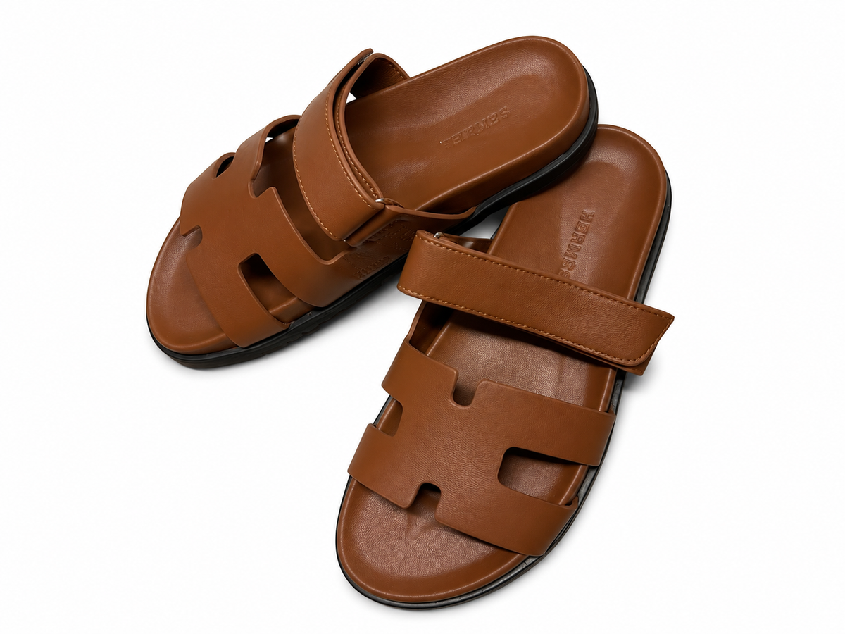 Klapki HERMÈS „Brown Prestige” – ekskluzywna jakość